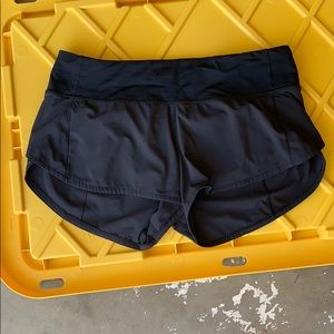Lululemon Speed Up 2.5” Shorts